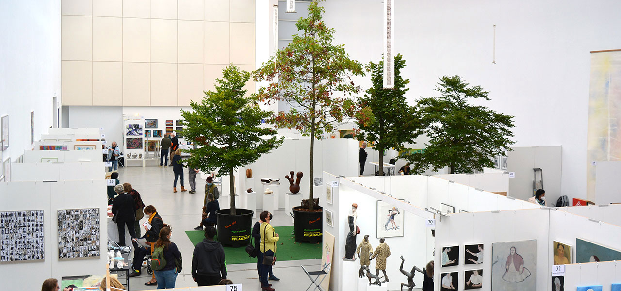 4. KUNSTMESSE KASSEL 2021 documenta Halle 4. KUNSTMESSE KASSEL 2021 documenta Halle